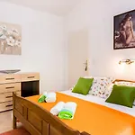 Appartement Smokvina *